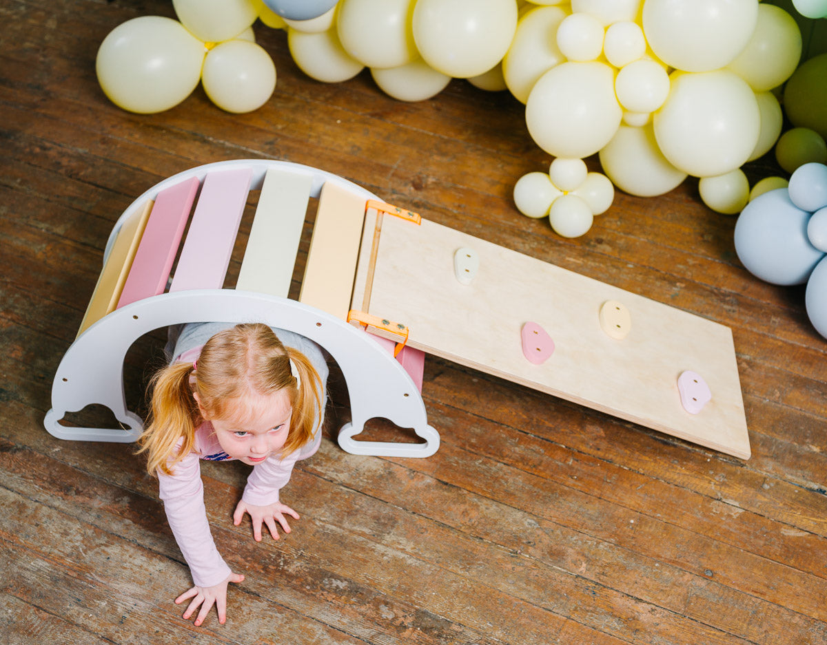 Sateenkaari kiipeilytelineen ramppi, lisäosa